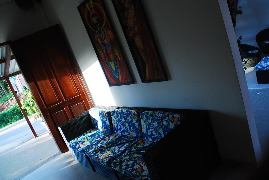 Hotel Utueane Leticia Exterior photo